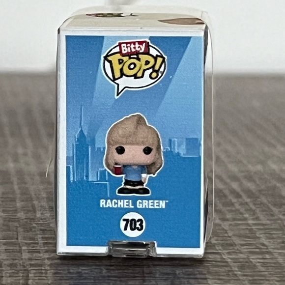 Funko Bitty Rachel Green, Phoebe Buffay, & Chandler Bing Pops - Picture 3 of 15